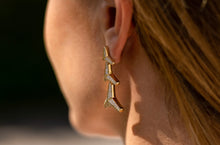 Load image into Gallery viewer, Triple star diamond earrings