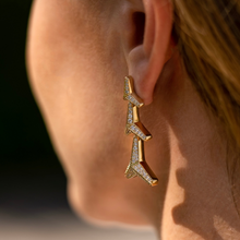 Charger l'image dans la galerie, Triple star diamond earrings