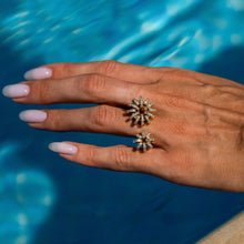 Carica l'immagine nel visualizzatore di Gallery, Double Flower, ring