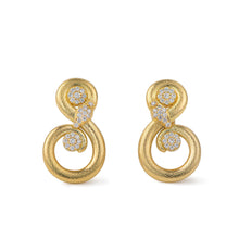Charger l'image dans la galerie, Ouroboros infinity, clip earrings