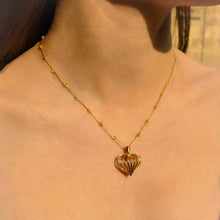 Load image into Gallery viewer, See through my heart, pendant