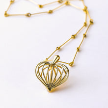 Load image into Gallery viewer, See through my heart, pendant